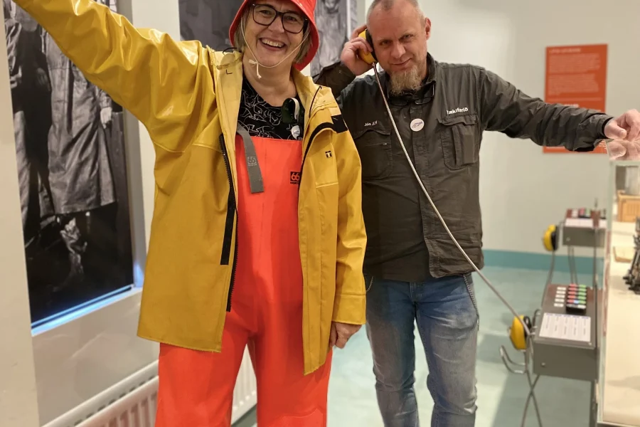 Björk og Jón í talstöðinni